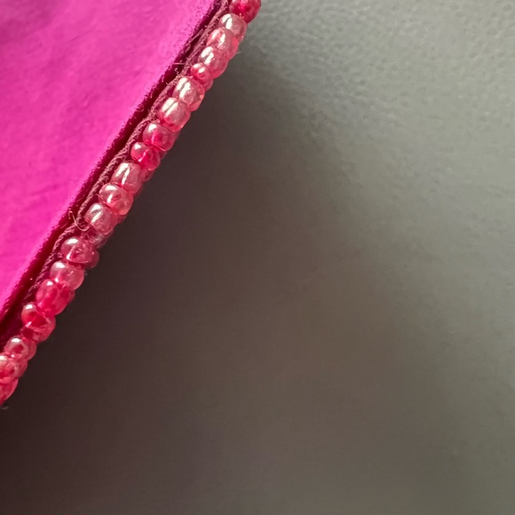 VINTAGE FUCHSIA/ DARK PINK BEADED PLACEMATS- TARGET- 2000- SET OF 2 - Picture 8 of 9